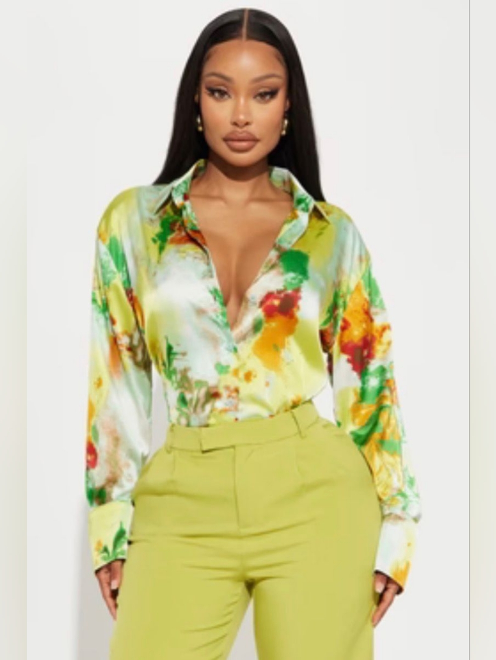 BNWT - Fashion Nova - (Size S) Women's Floral Print Satin Shirt